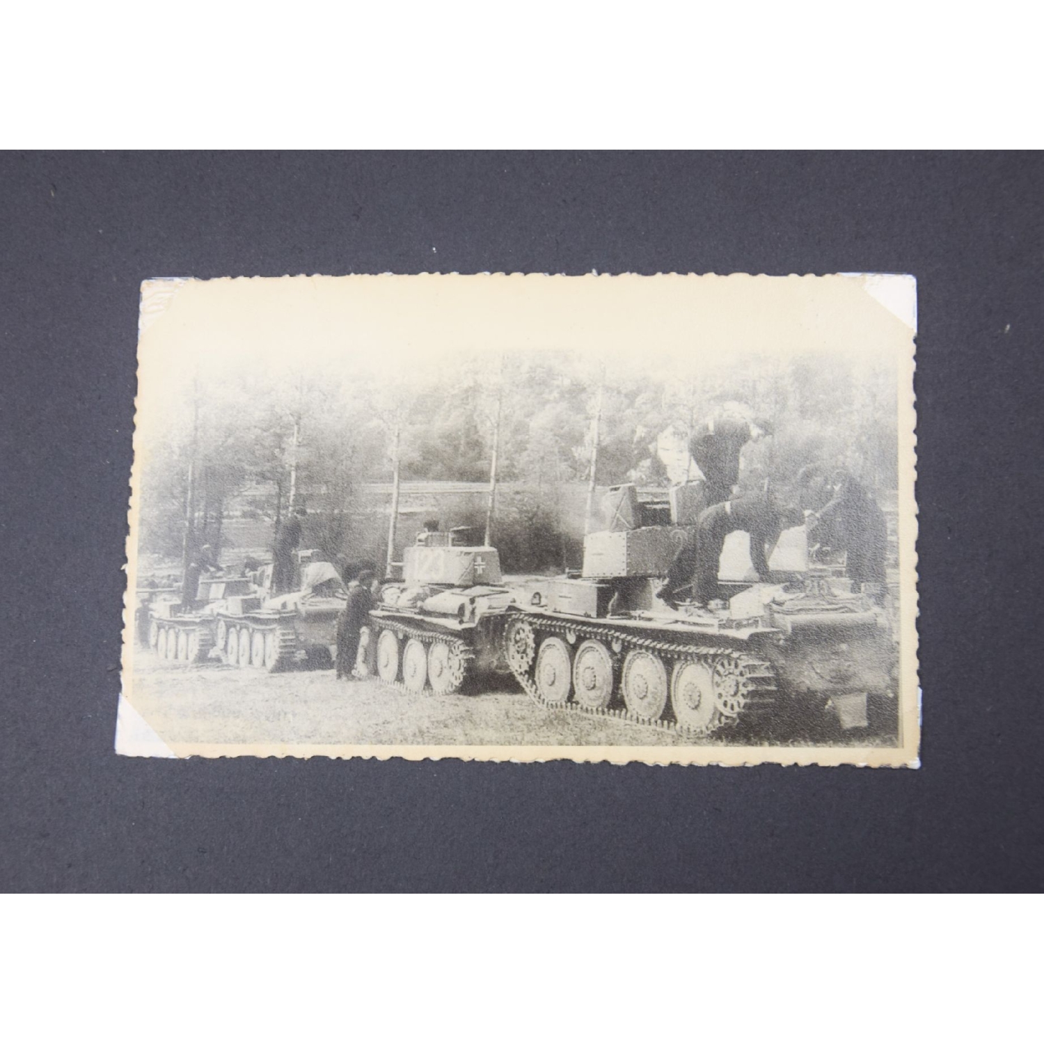 Frühes Panzer Fotoalbum Westfeldzug mit vielen Panzer Fotos