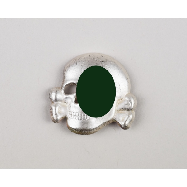 Totenkopf für die SS-Schirmmütze in Aluminium, Mint!