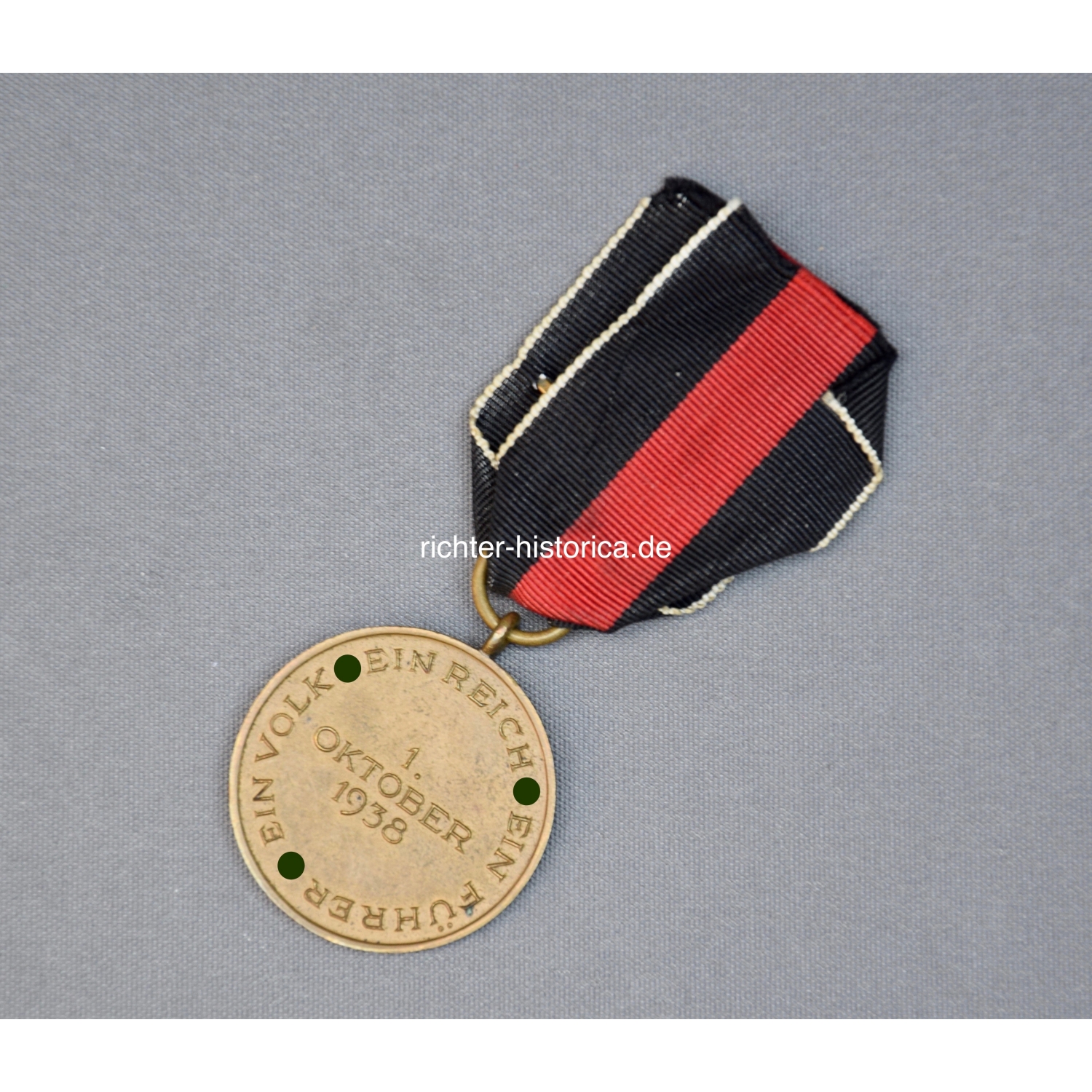 Medaille 1.Oktober 1938 mit Spange "Prager Burg" um Etui