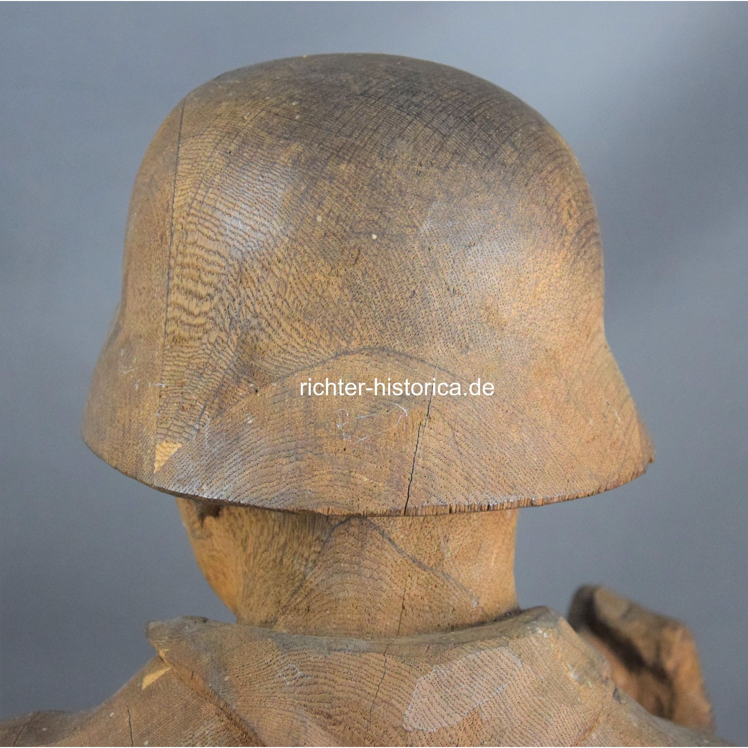 Eindrucksvolle Wehrmacht Skulptur Soldat mit Spaten, 138cm groß(!)