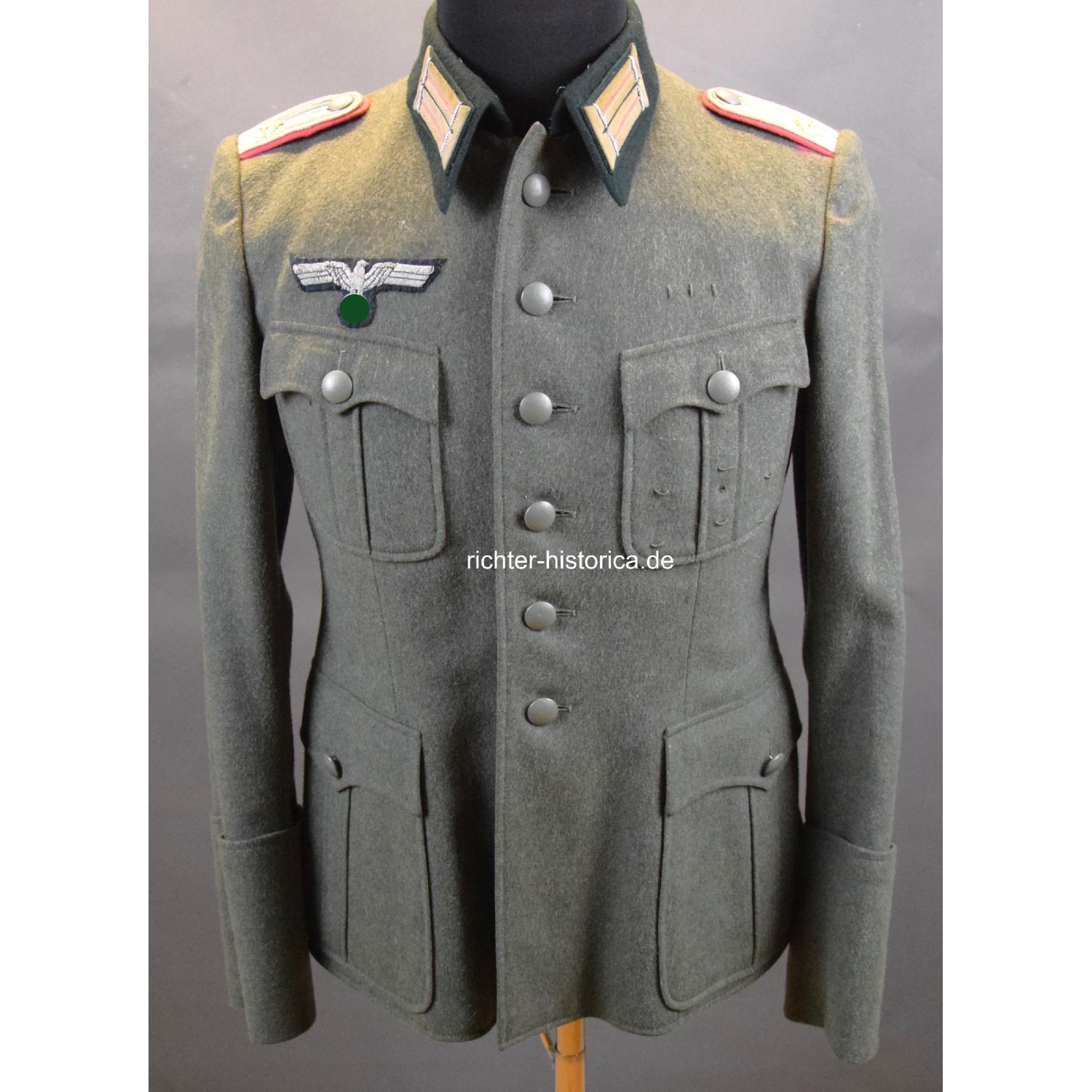 Wehrmacht Feldbluse für einen Oberleutnant im Panzer Regiment