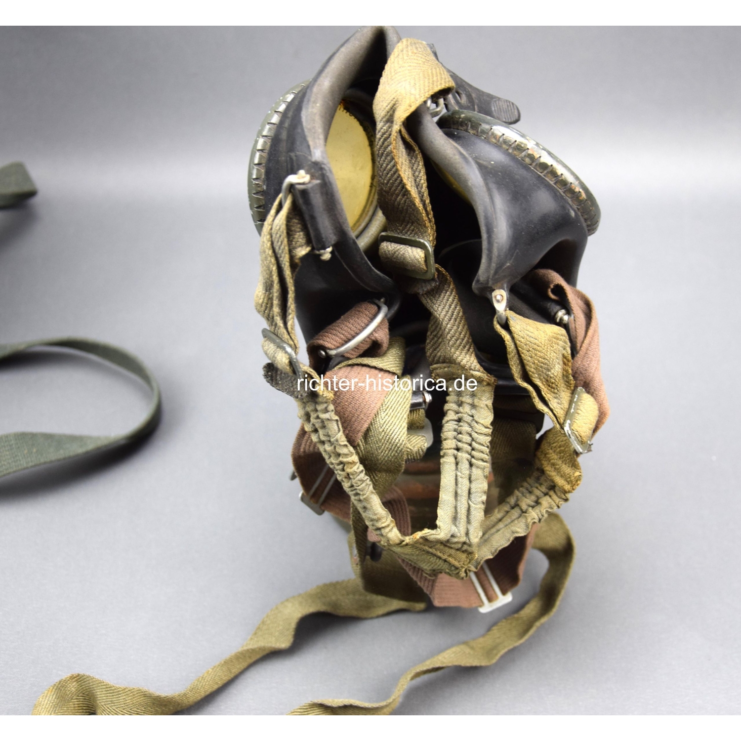 Wehrmacht Gasmaske BWZ mit FE37R Filter und Tornister AUER