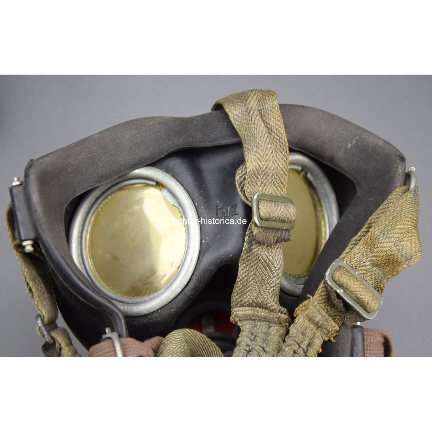 Wehrmacht Gasmaske BWZ mit FE37R Filter und Tornister AUER