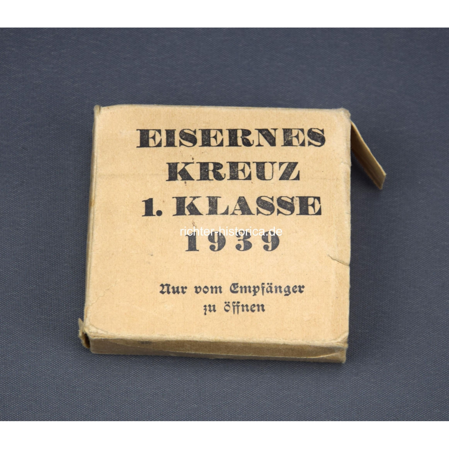 Eisernes Kreuz 1.Klasse 1939 Herst. "100" im Etui mit Umkarton