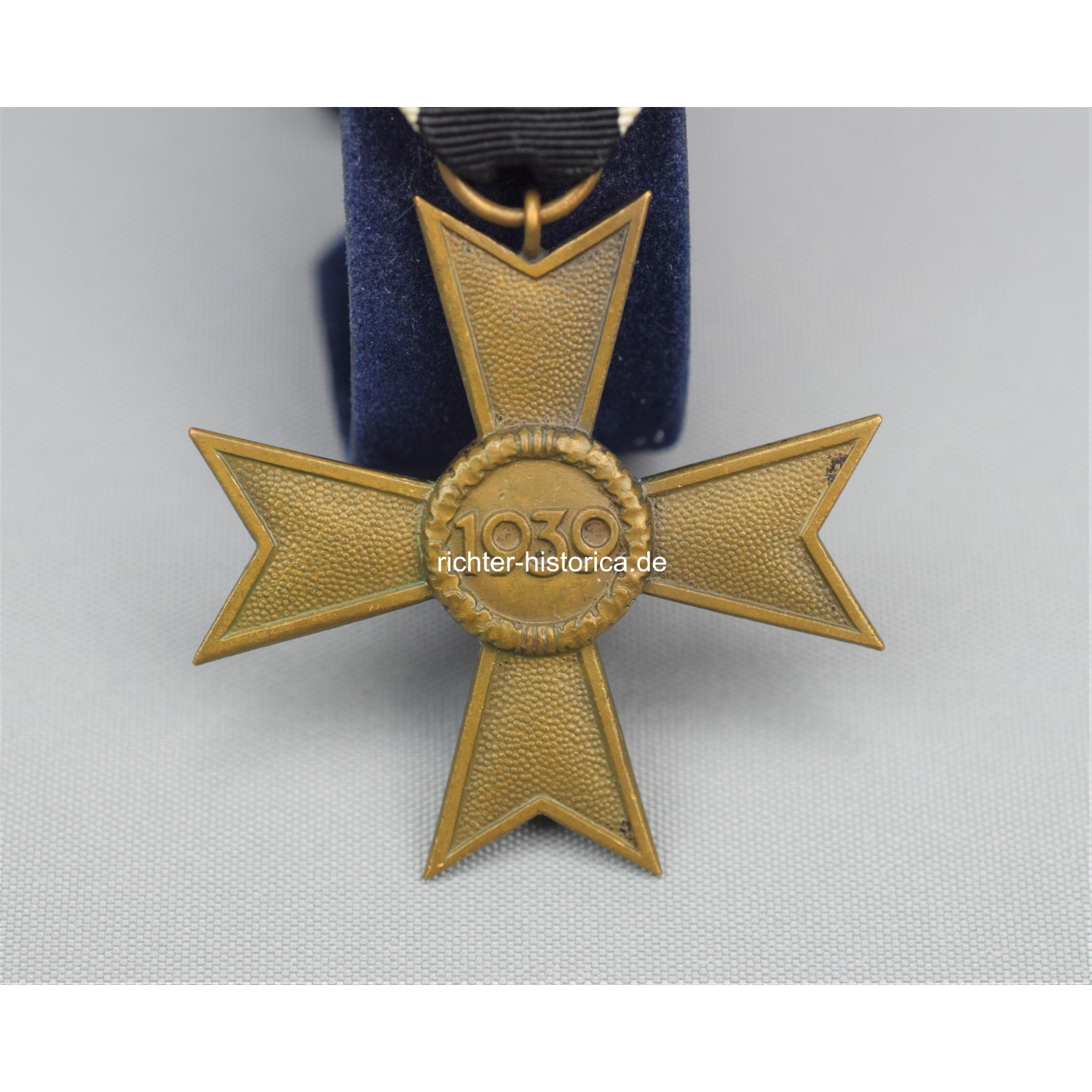 Kriegsverdienstkreuz 2.Klasse 1939 ohne Schwerter "107"