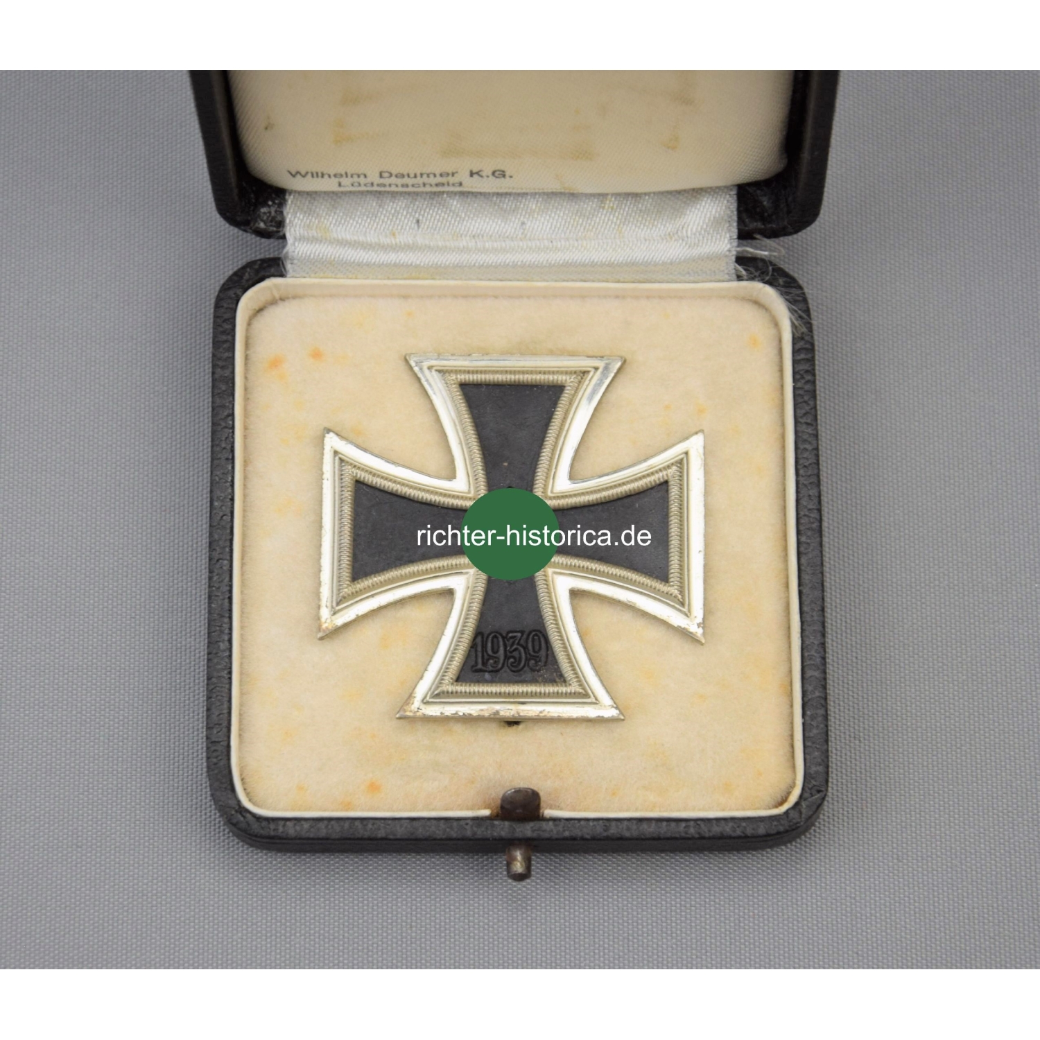 Eiserne Kreuz 1.Klasse 1939 im Etui Wilhelm Deumer, Lüdenscheid K.G. Zustand 1