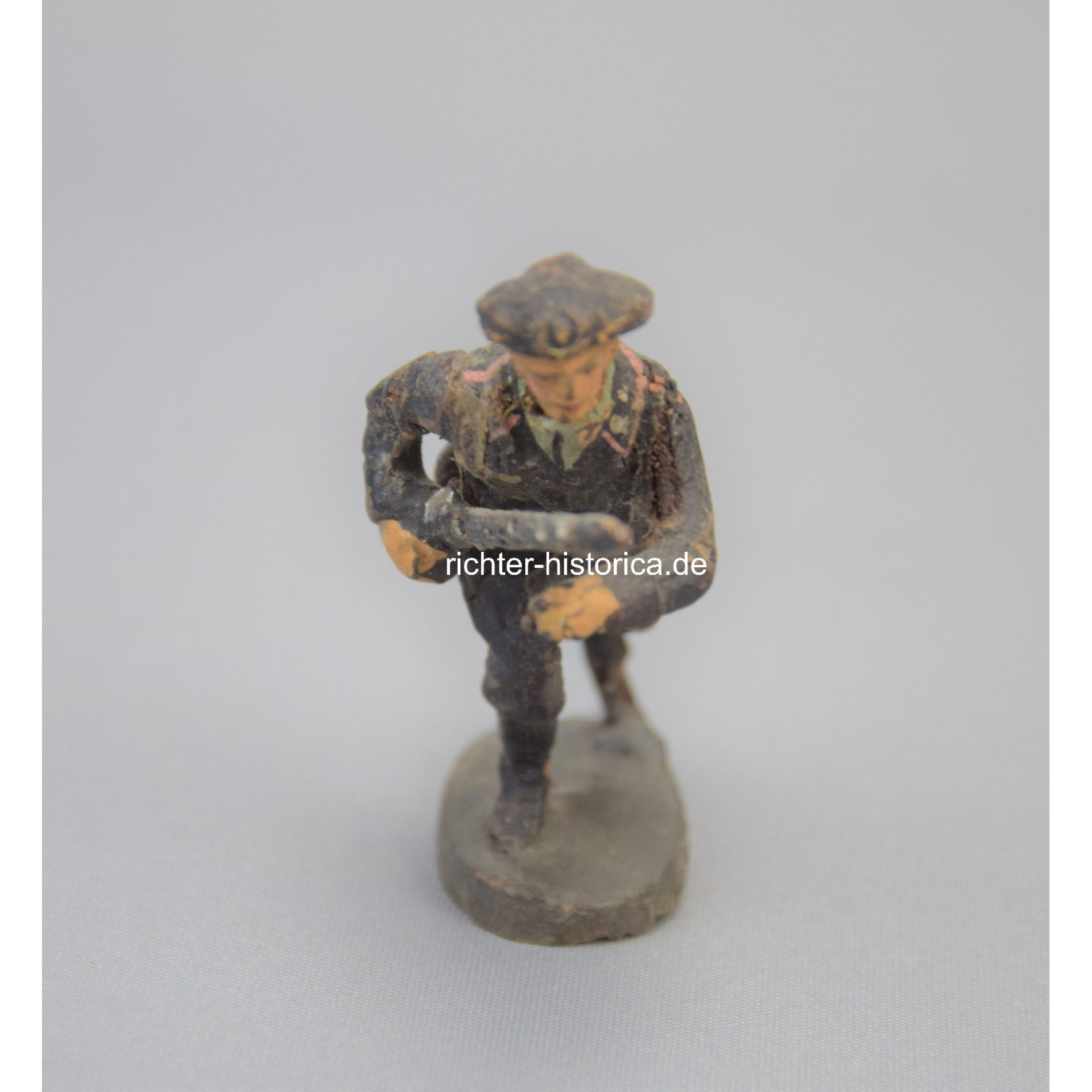 Elastolin Figur Panzer Soldat stürmend 