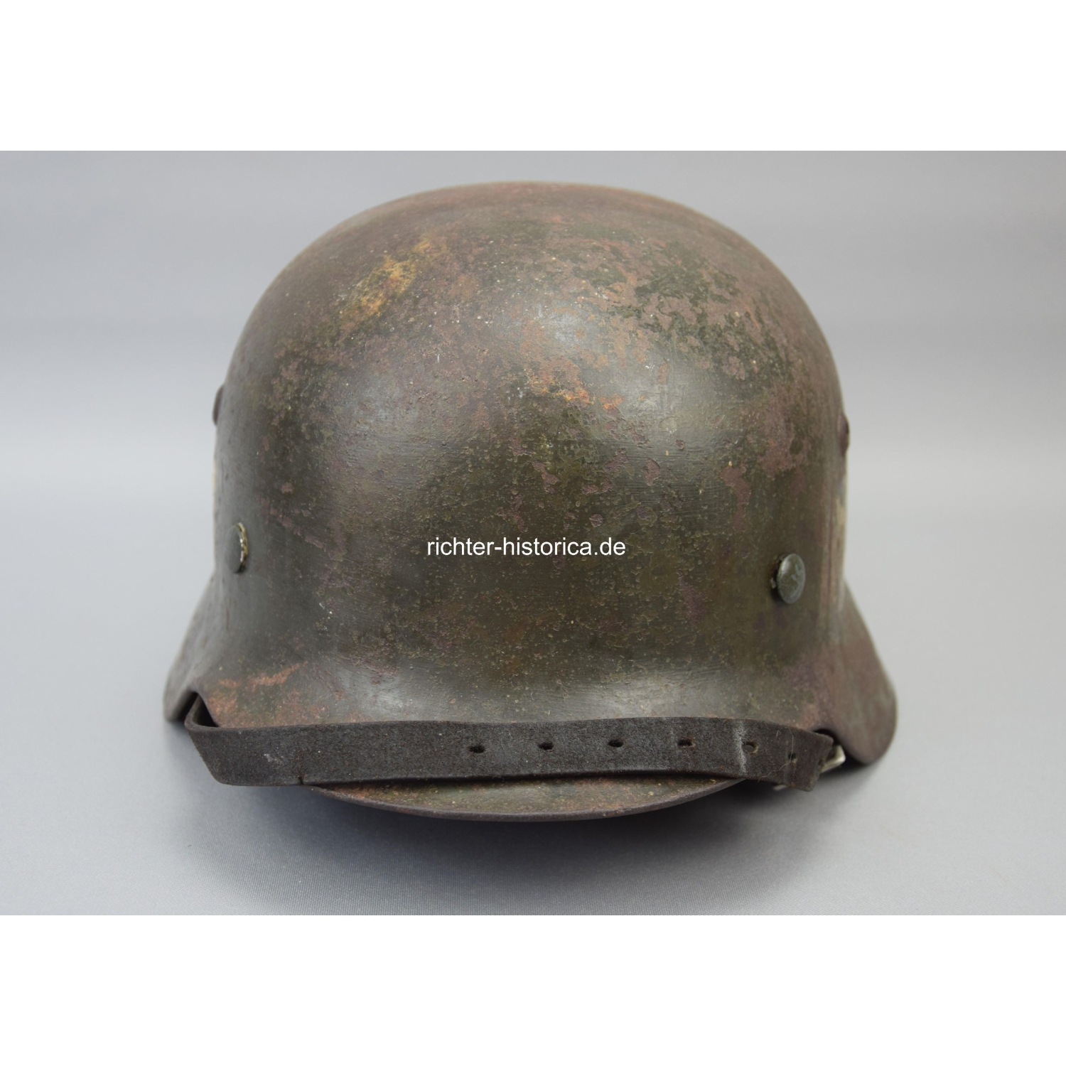 M35 Stahlhelm der Wehrmacht "ET64" mit 2 Emblemen