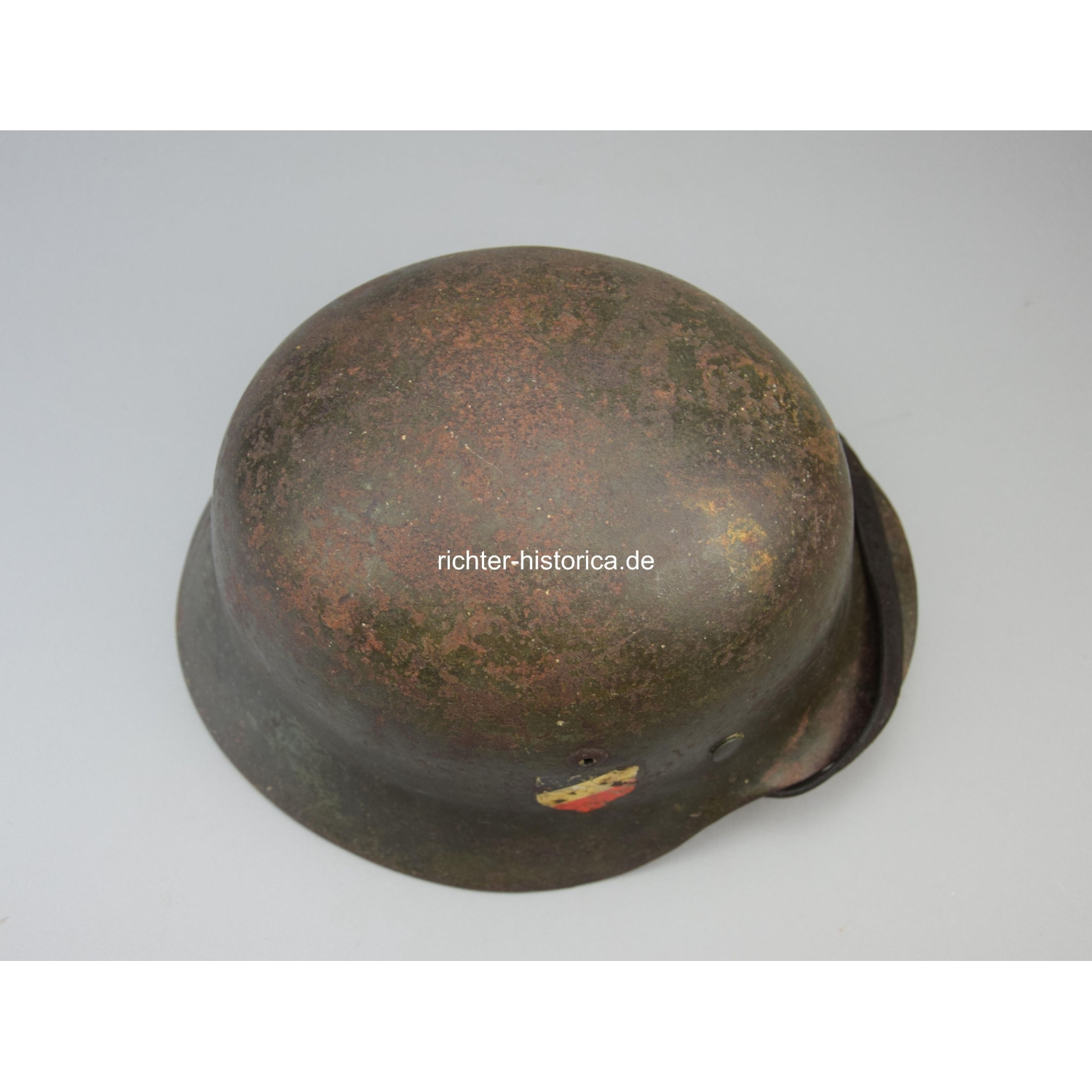 M35 Stahlhelm der Wehrmacht "ET64" mit 2 Emblemen