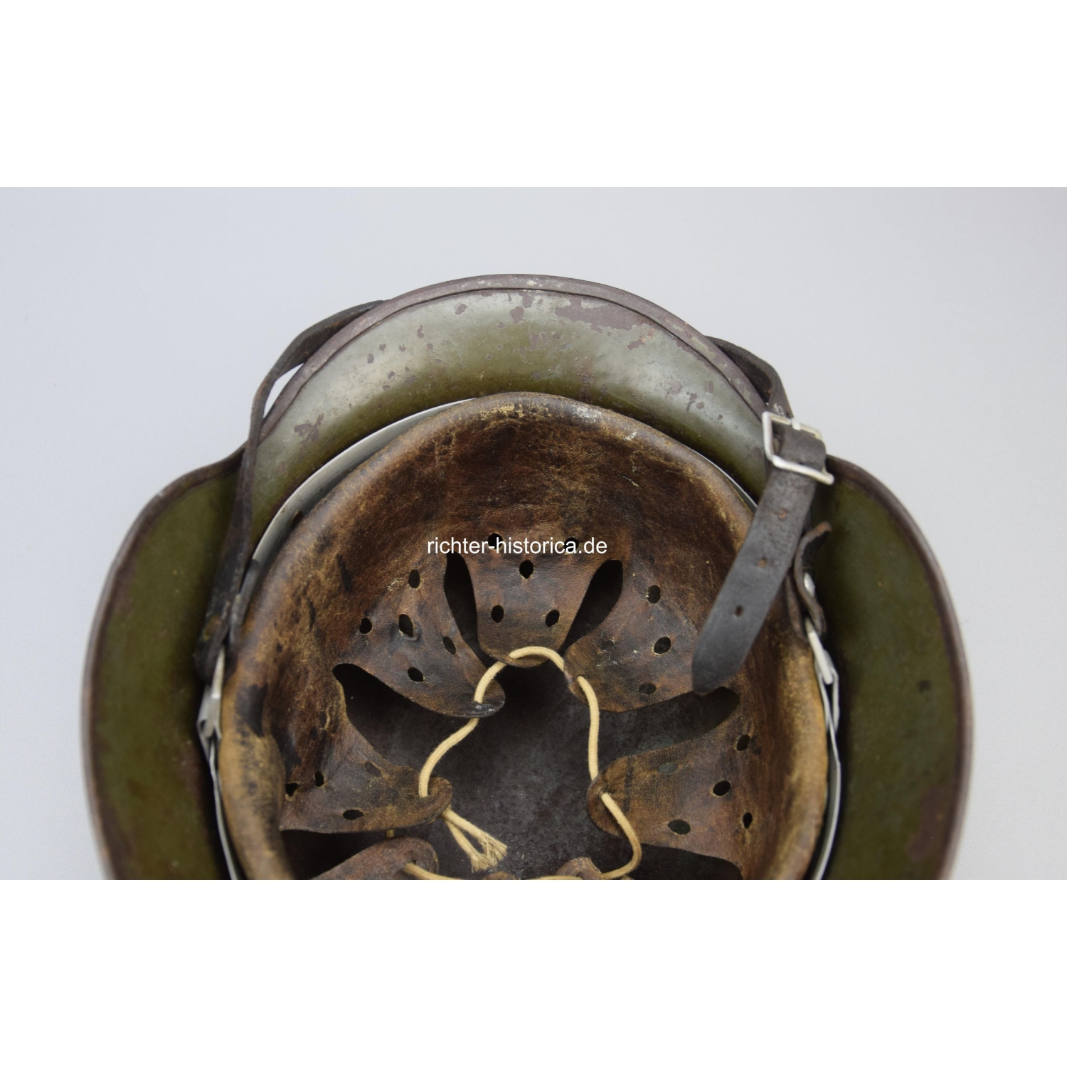 M35 Stahlhelm der Wehrmacht "ET64" mit 2 Emblemen