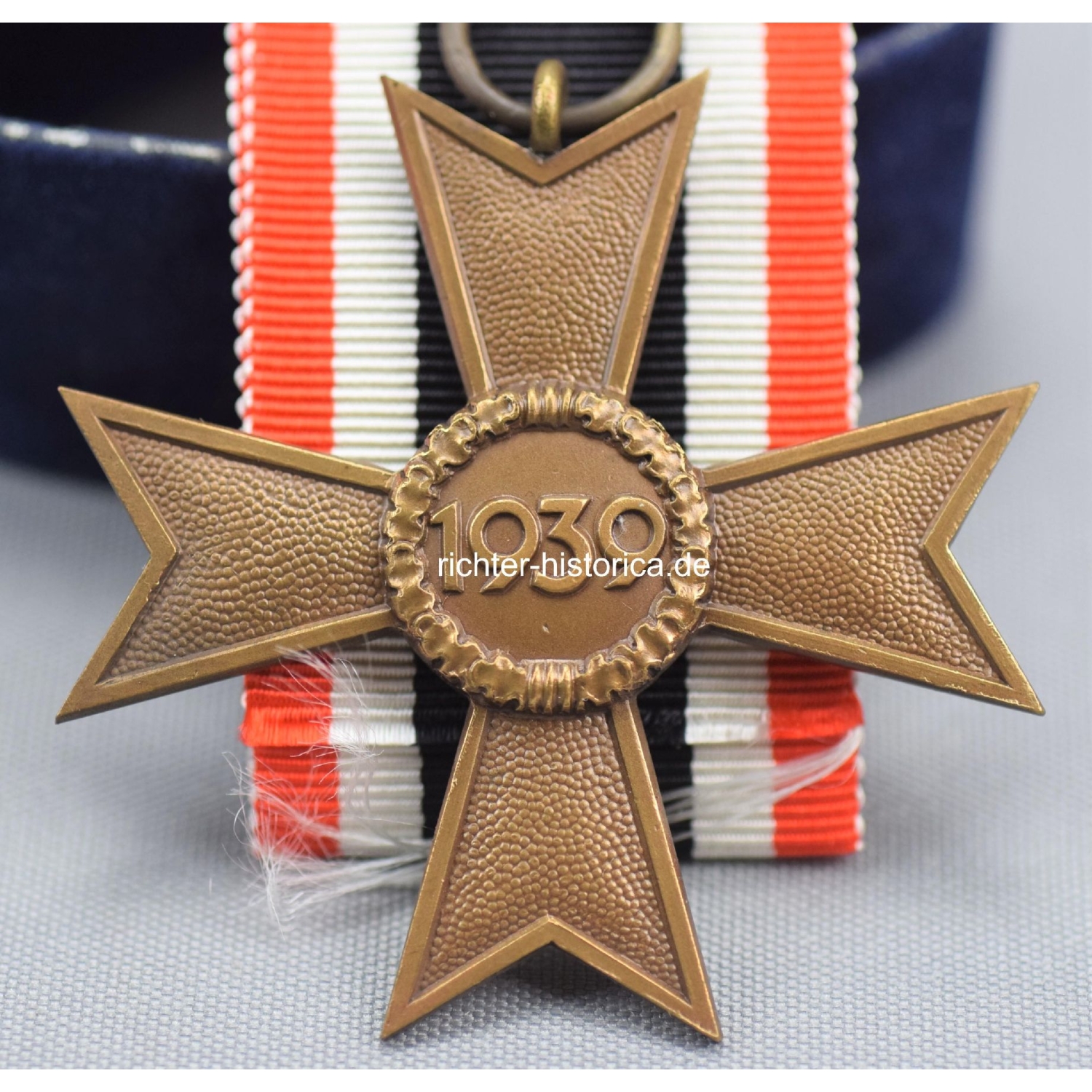 Kriegsverdienstkreuz 2.Klasse ohne Schwerter in der Verleihungstüte "Deschler & Sohn"