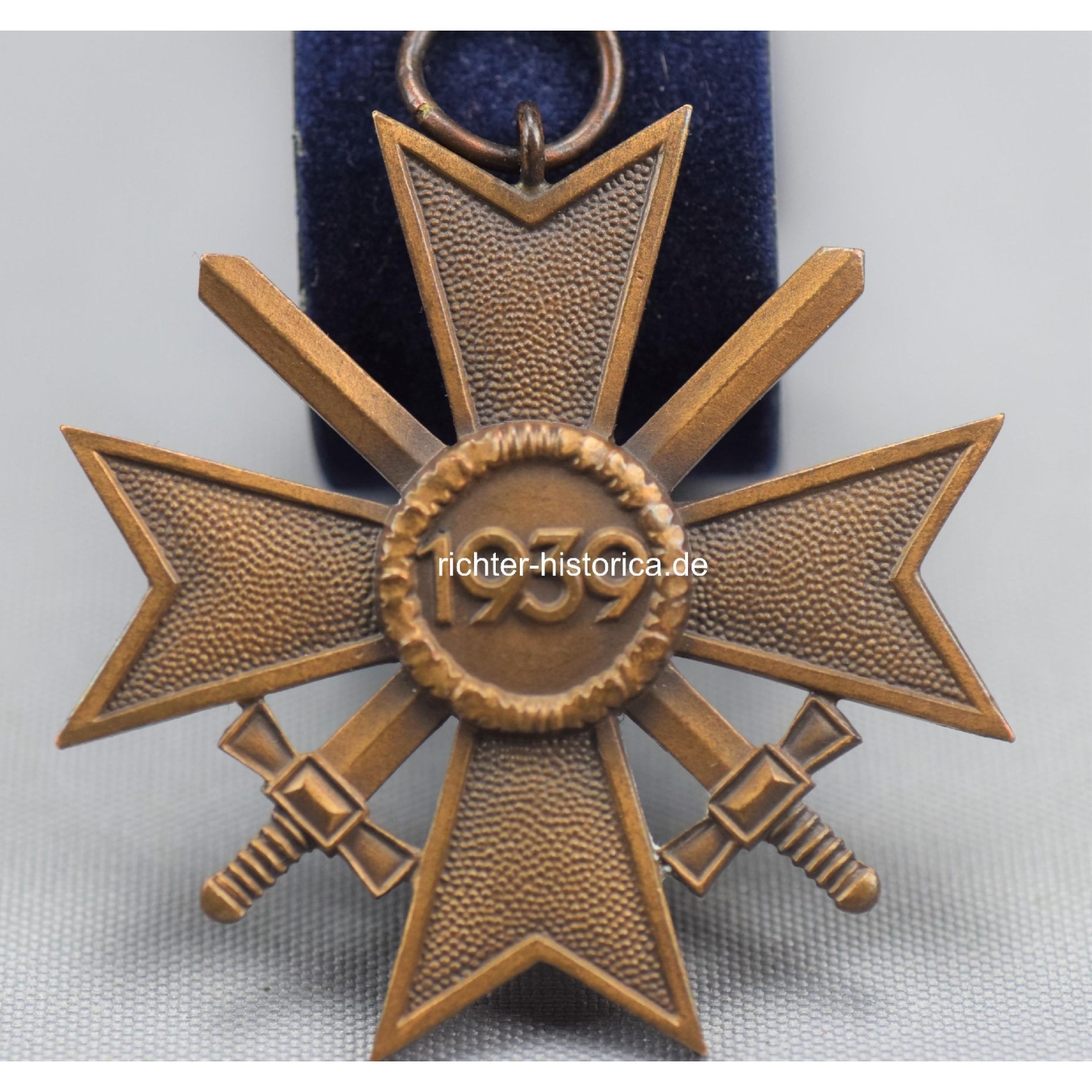 Kriegsverdienstkreuz 2.Klasse mit Schwertern am Verleihungsband