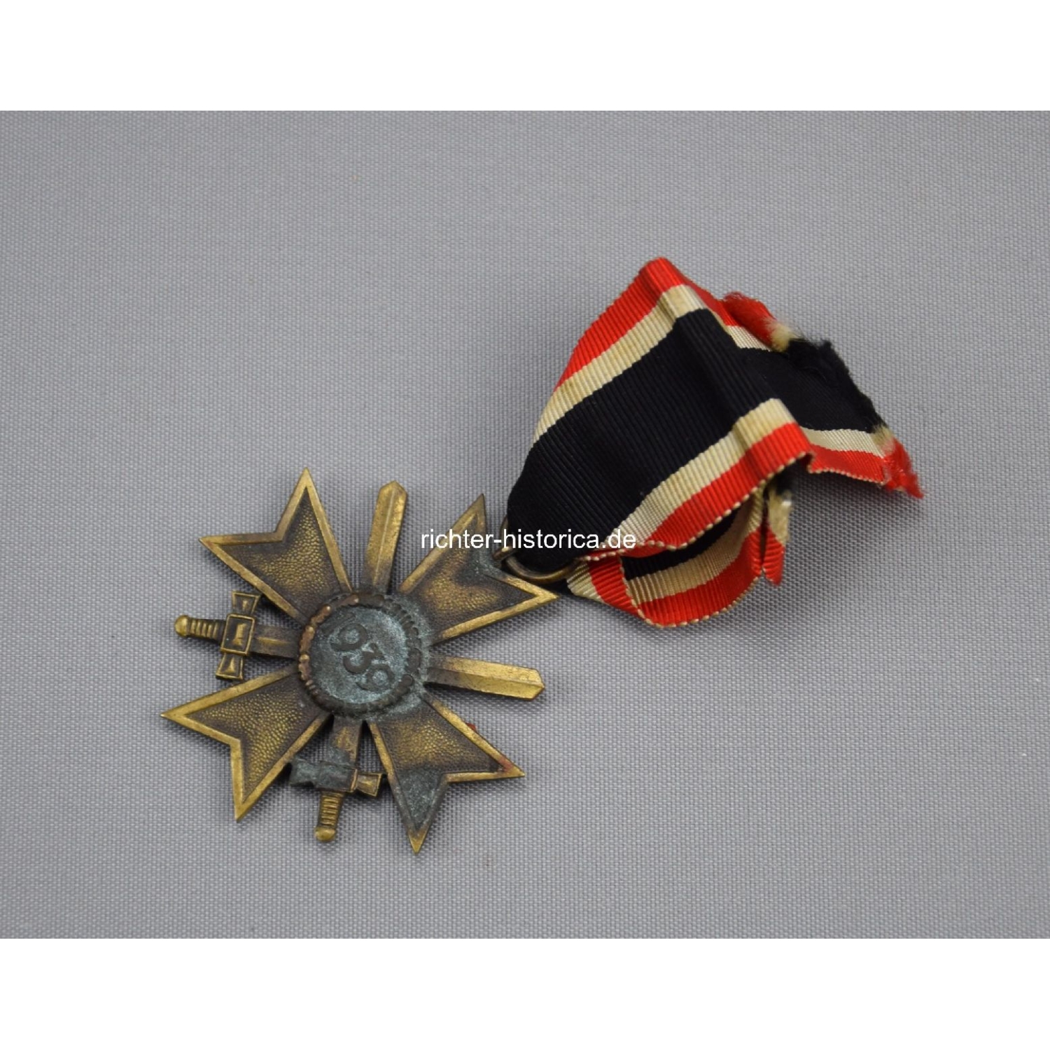 Kriegsverdienstkreuz 2.Klasse mit Schwertern am Verleihungsband