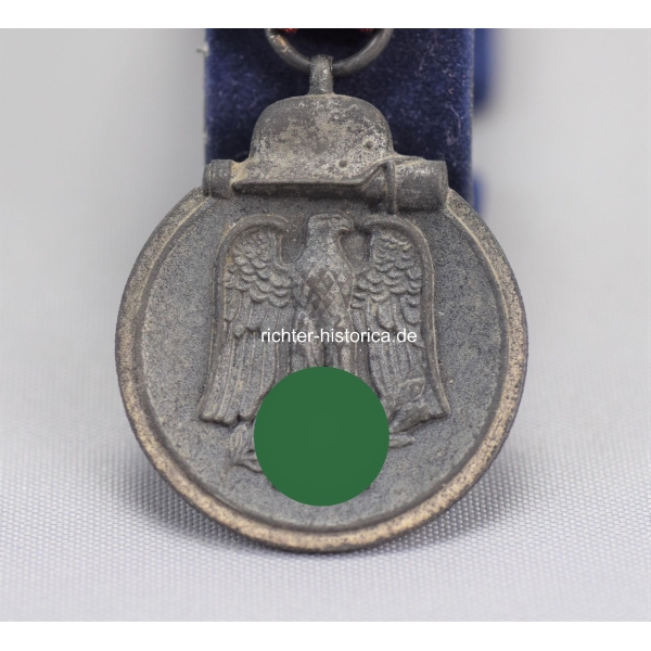 Ostmedaille Winterschlacht im Osten 1941/42 Herst. "19"