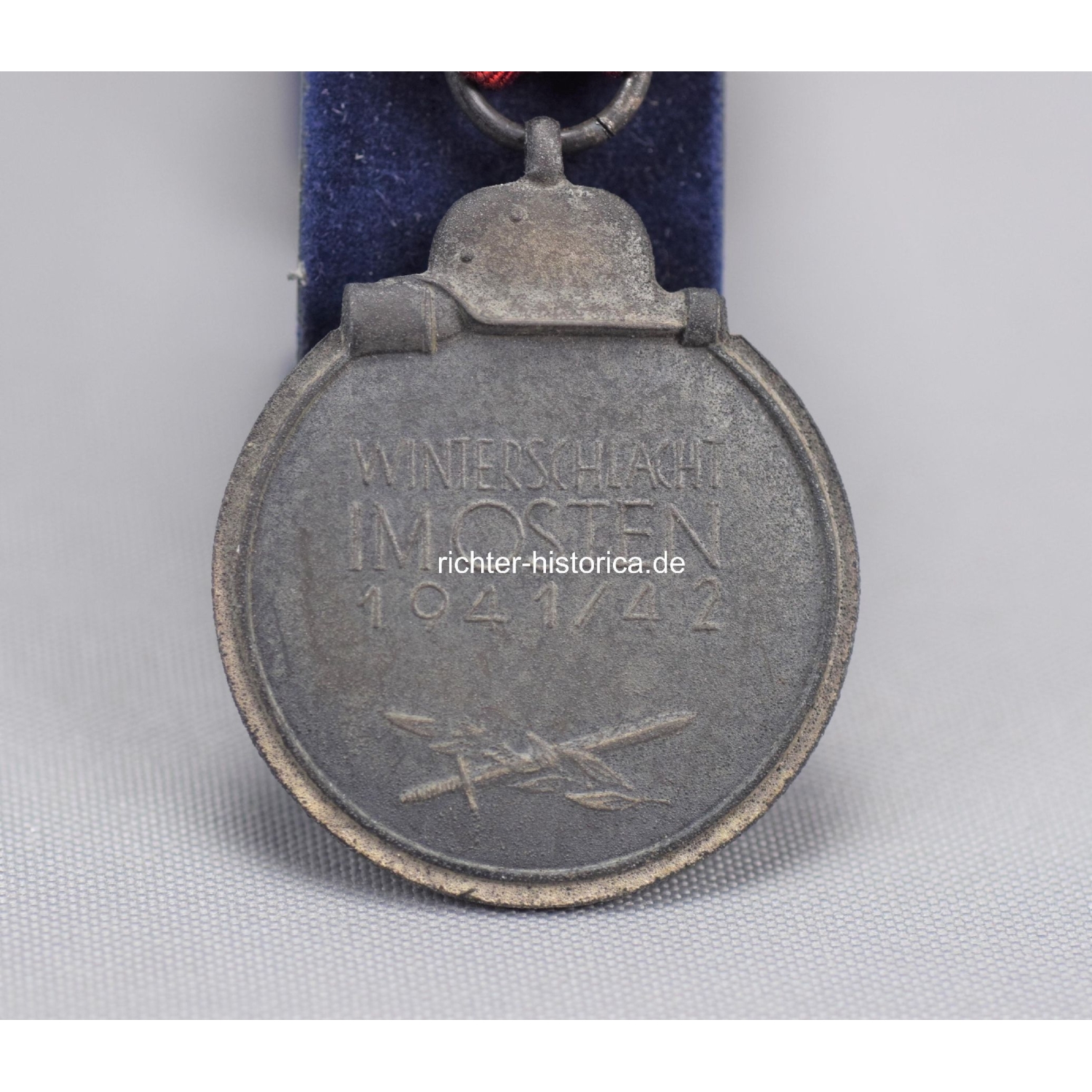 Ostmedaille Winterschlacht im Osten 1941/42 Herst. "19"