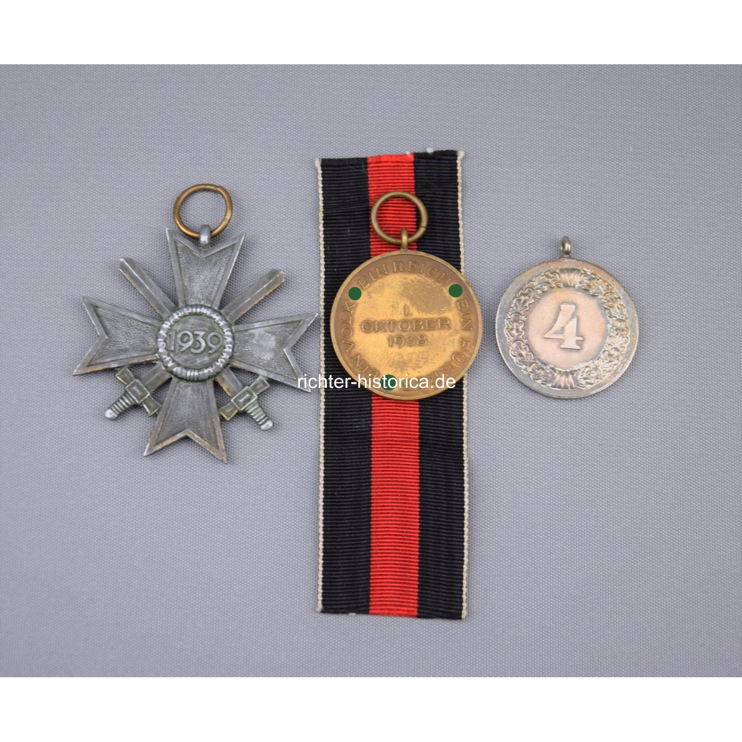 Umfangreicher Kriegsmarine Nachlass Oberleutnant "Kehlbreier" mit Memelland-Medaille/ Flottenkriegsabz.