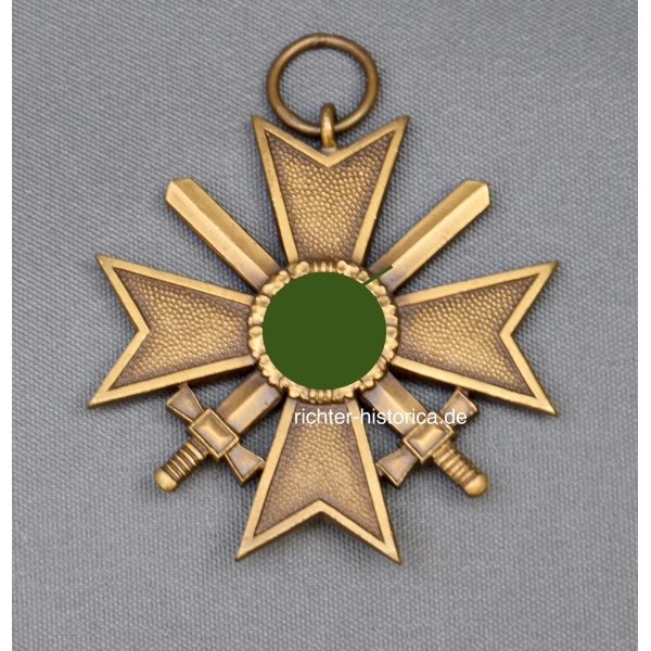 Kriegsverdienstkreuz 2.Klasse Hersteller “51“
