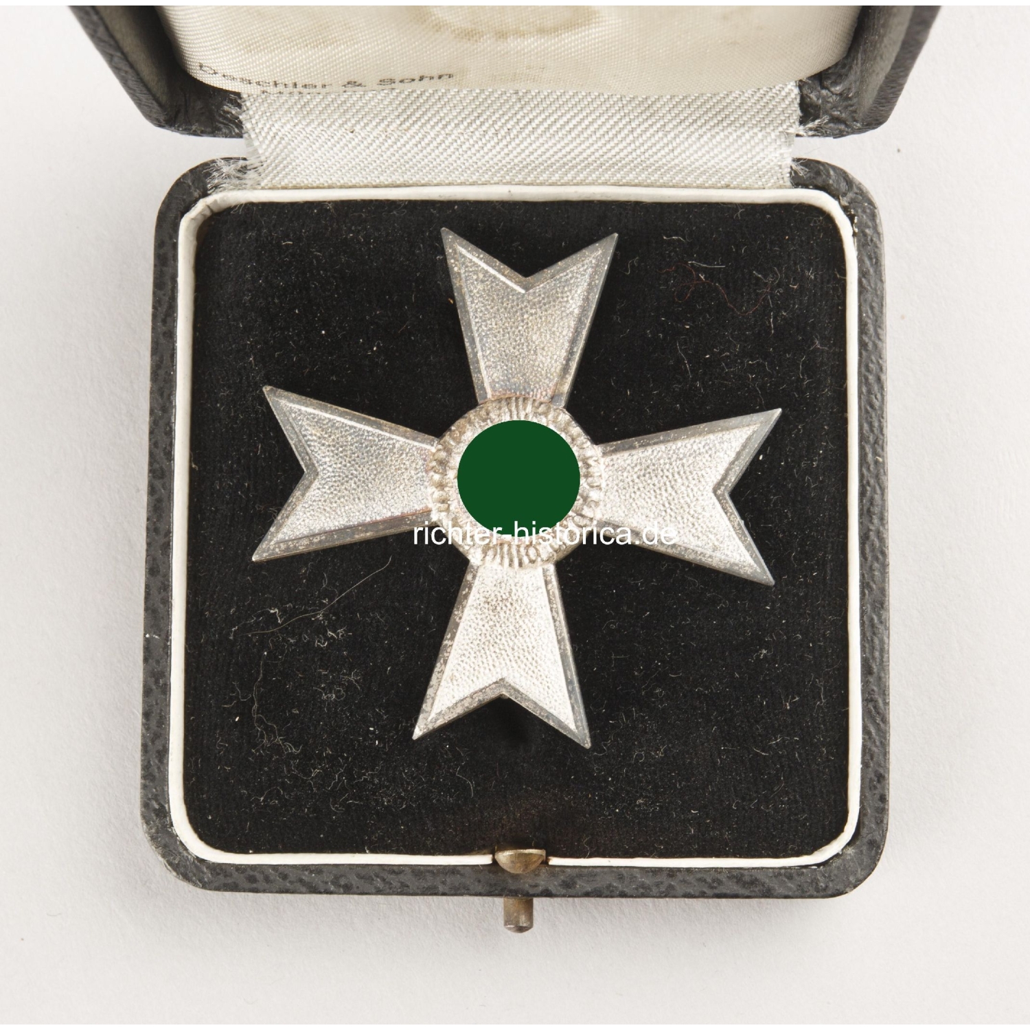 Kriegsverdienstkreuz 1.Klasse ohne Schwerter im Etui, Herst. Deschler