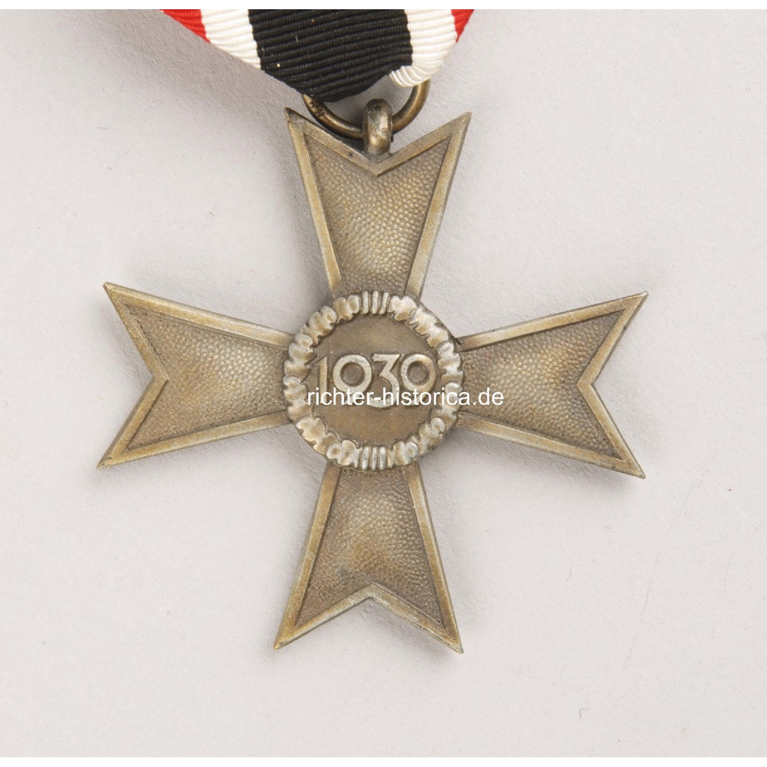 Kriegsverdienstkreuz 2.Klasse 1939 ohne Schwerter Herst. "88"