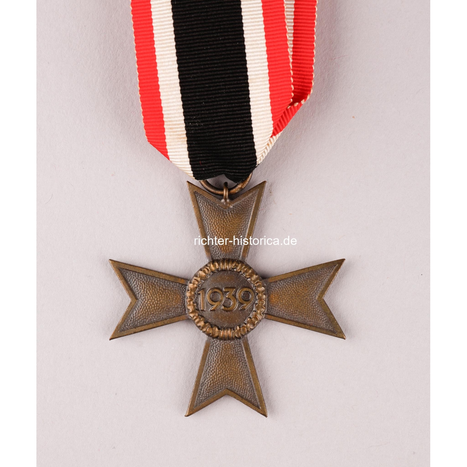 Kriegsverdienstkreuz 2.Klasse ohne Schwerter mit Herst. "19"