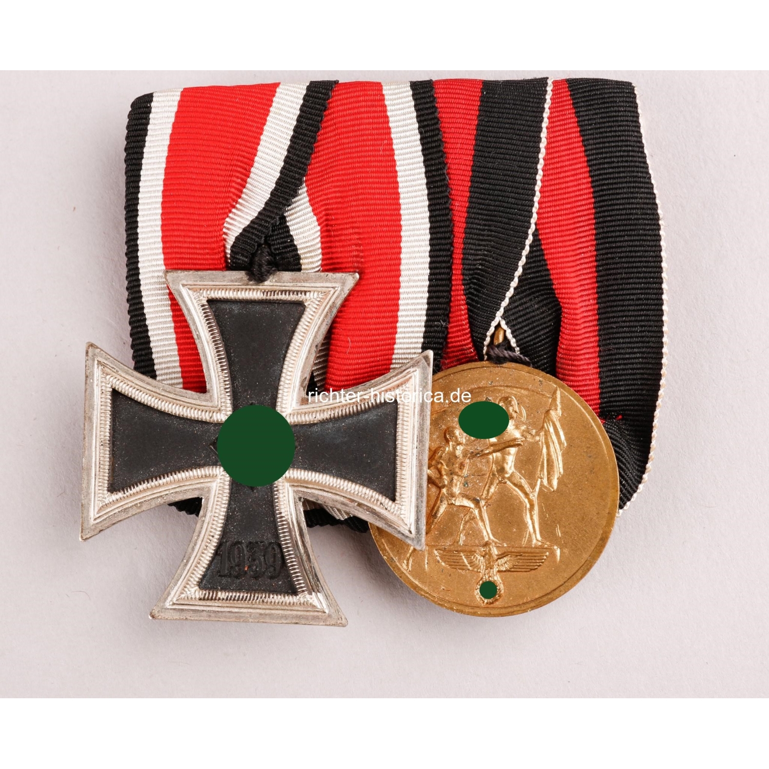 2er Ordensspange Eiserne Kreuz 2.Klasse 1939 mit Oktober Medaille (Sudetenland)