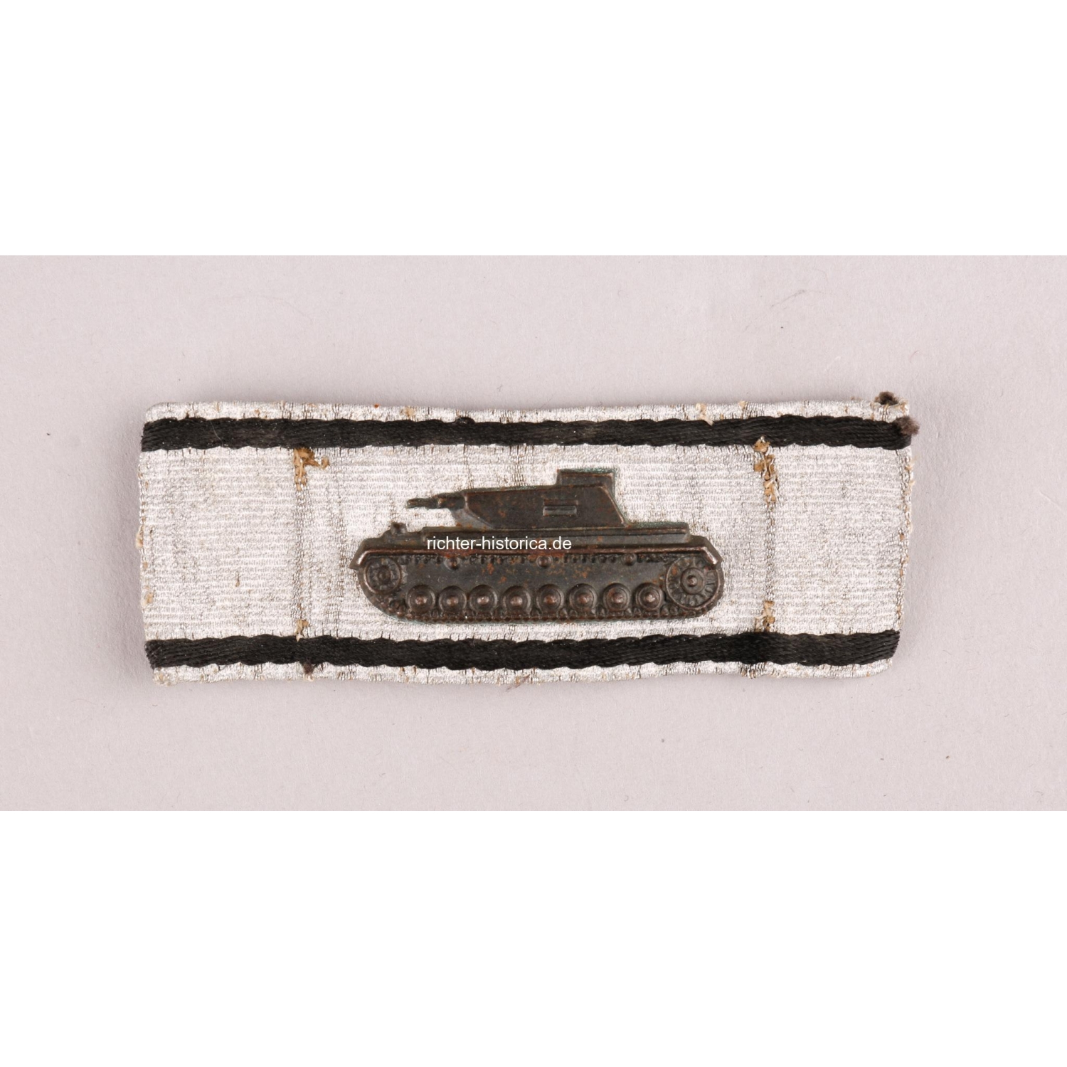 Sonderabzeichen Für Das Niederkämpfen Von Panzerkampfwagen Durch Einzelkämpfer