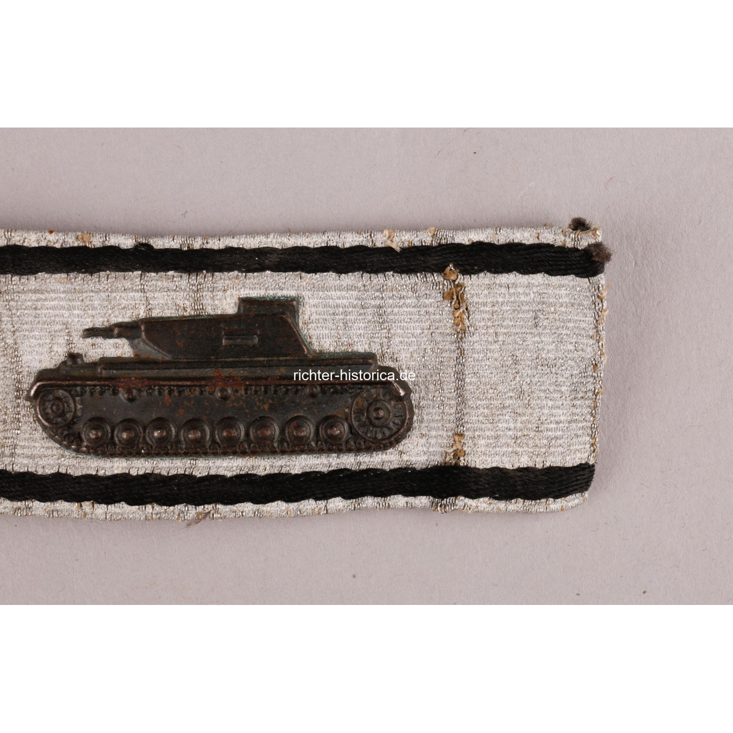 Sonderabzeichen Für Das Niederkämpfen Von Panzerkampfwagen Durch Einzelkämpfer
