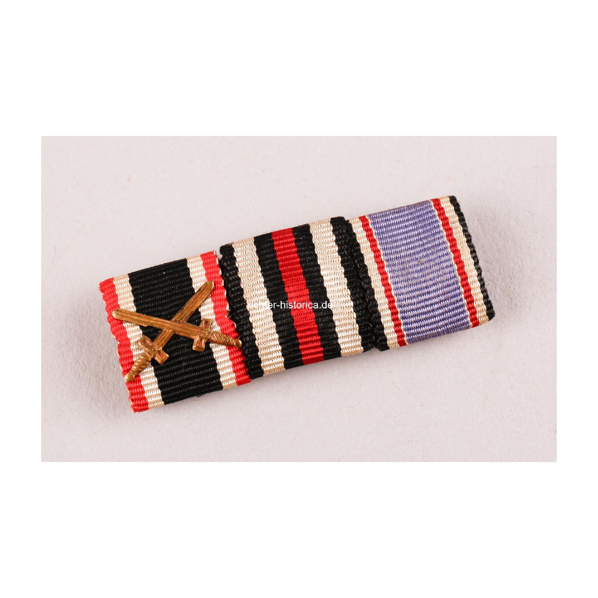 3er Bandspange Kriegsverdienstkreuz 2.Klasse m. Schwerter, Frontkämpfer Ehrenkreuz, Luftschutz Ehrenzeichen