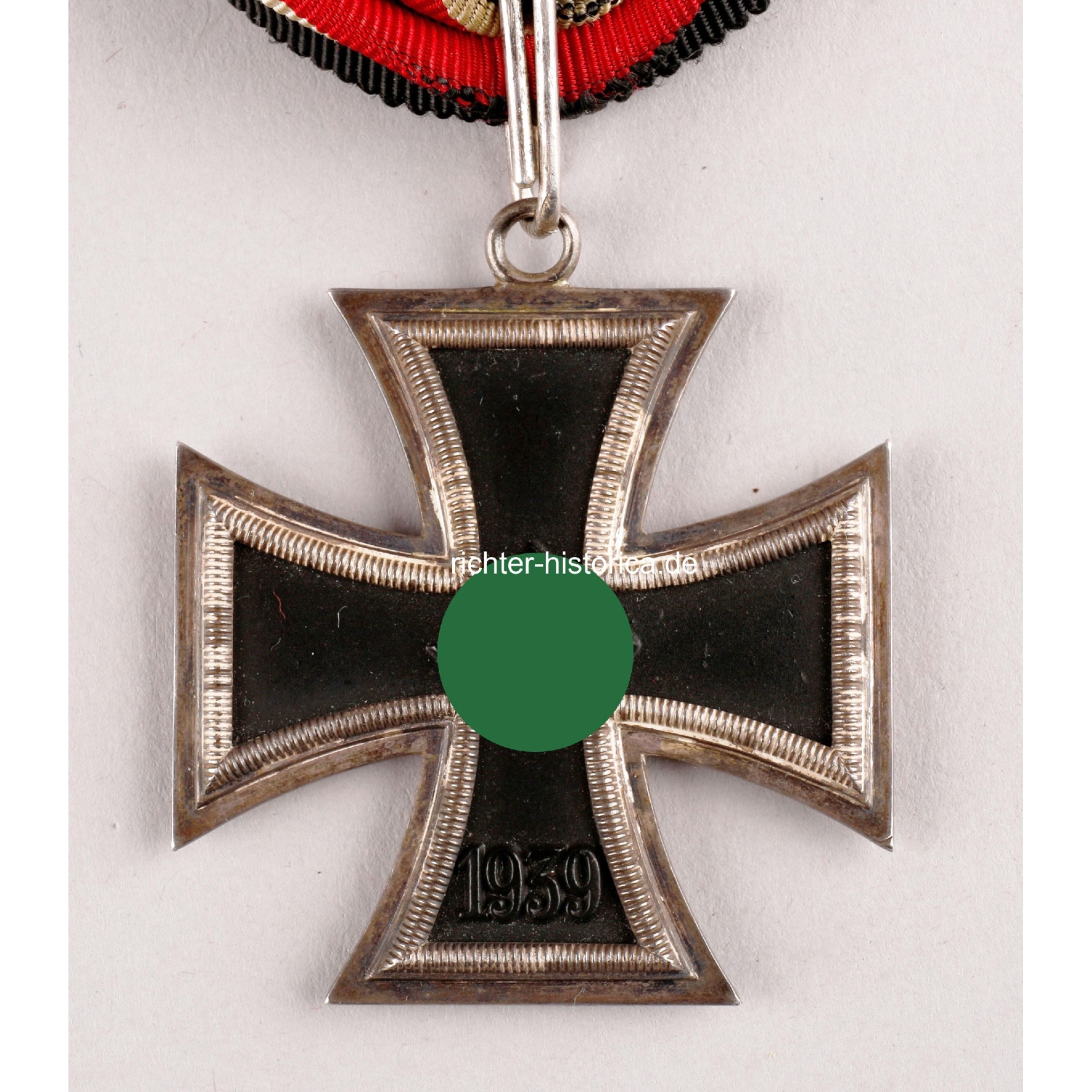 Ritterkreuz des Eisernen Kreuzes Herst "4" 935 am Trageband, selten!