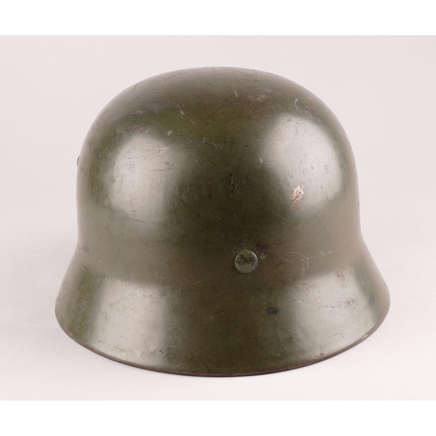 M35 Stahlhelm der Wehrmacht ET66 in Apfelgrün, 2 Embleme