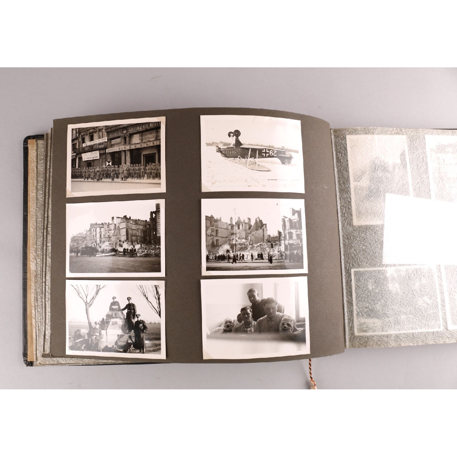 2.Weltkrieg Fotoalbum "Kriegserinnerungen" mit erschreckenden Aufnahmen, SS-Panzer Division