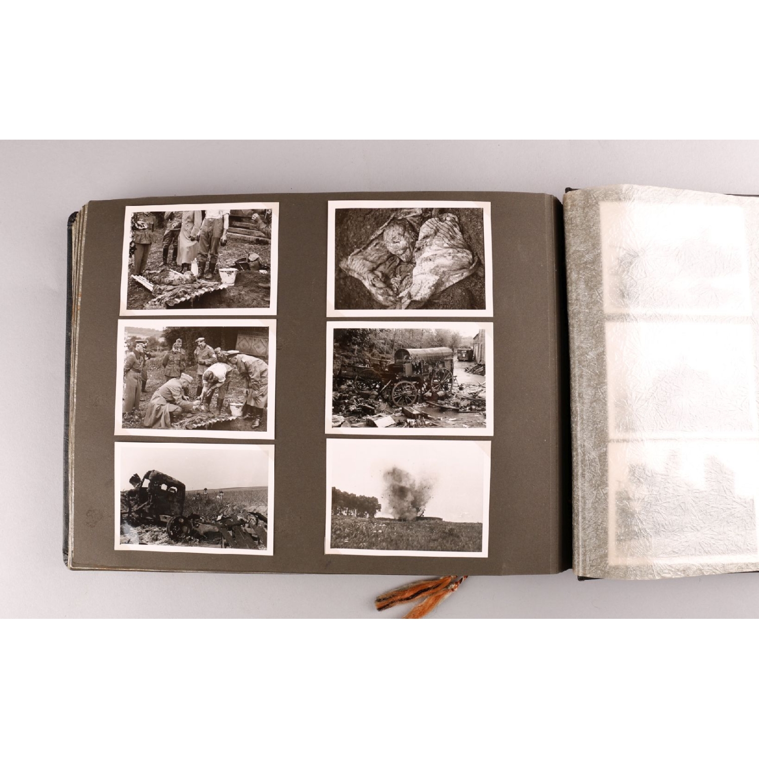 2.Weltkrieg Fotoalbum "Kriegserinnerungen" mit erschreckenden Aufnahmen, SS-Panzer Division