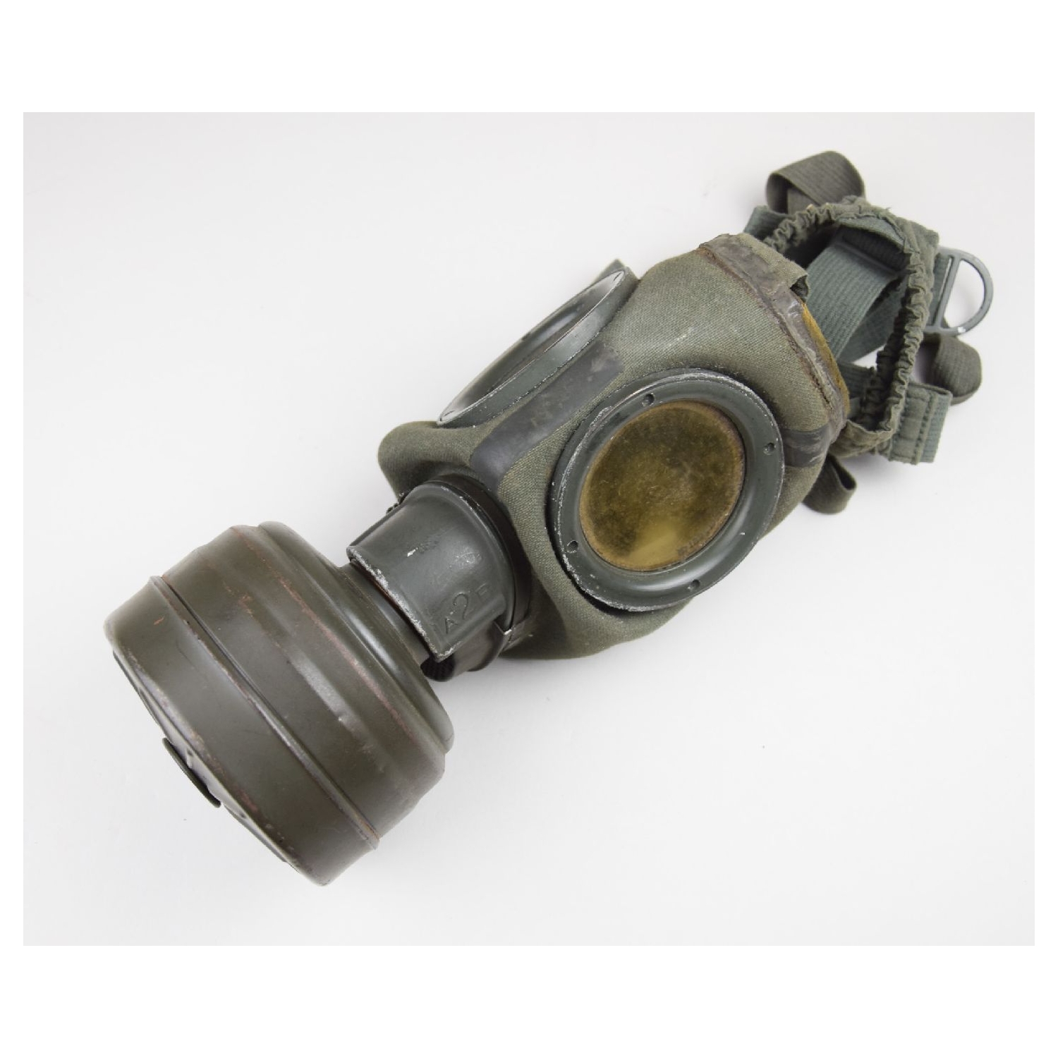 Wehrmacht Gasmaske GM 30 mit Filter FE41 und Tornister