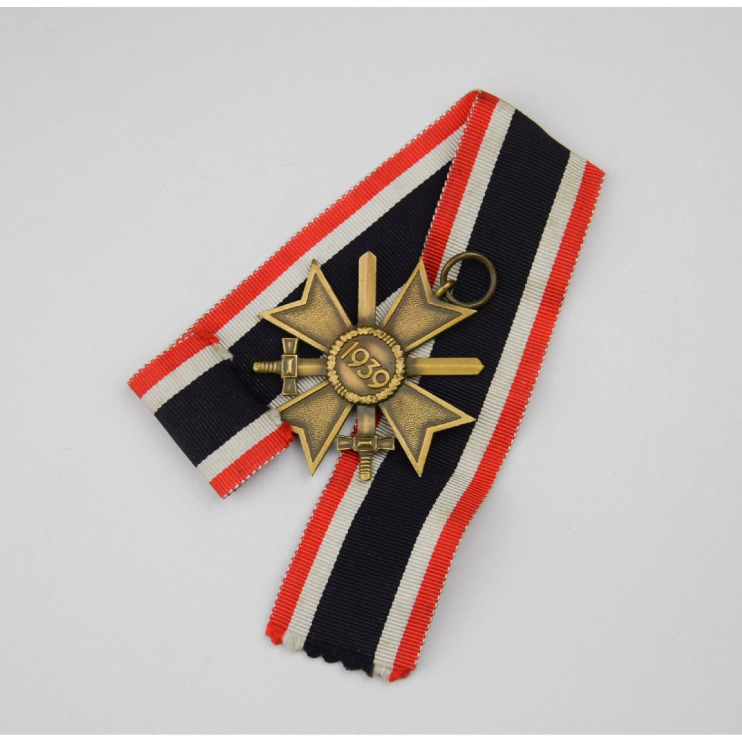 Kriegsverdienstkreuz 2.Klasse mit Schwertern "Herst.65" und Band