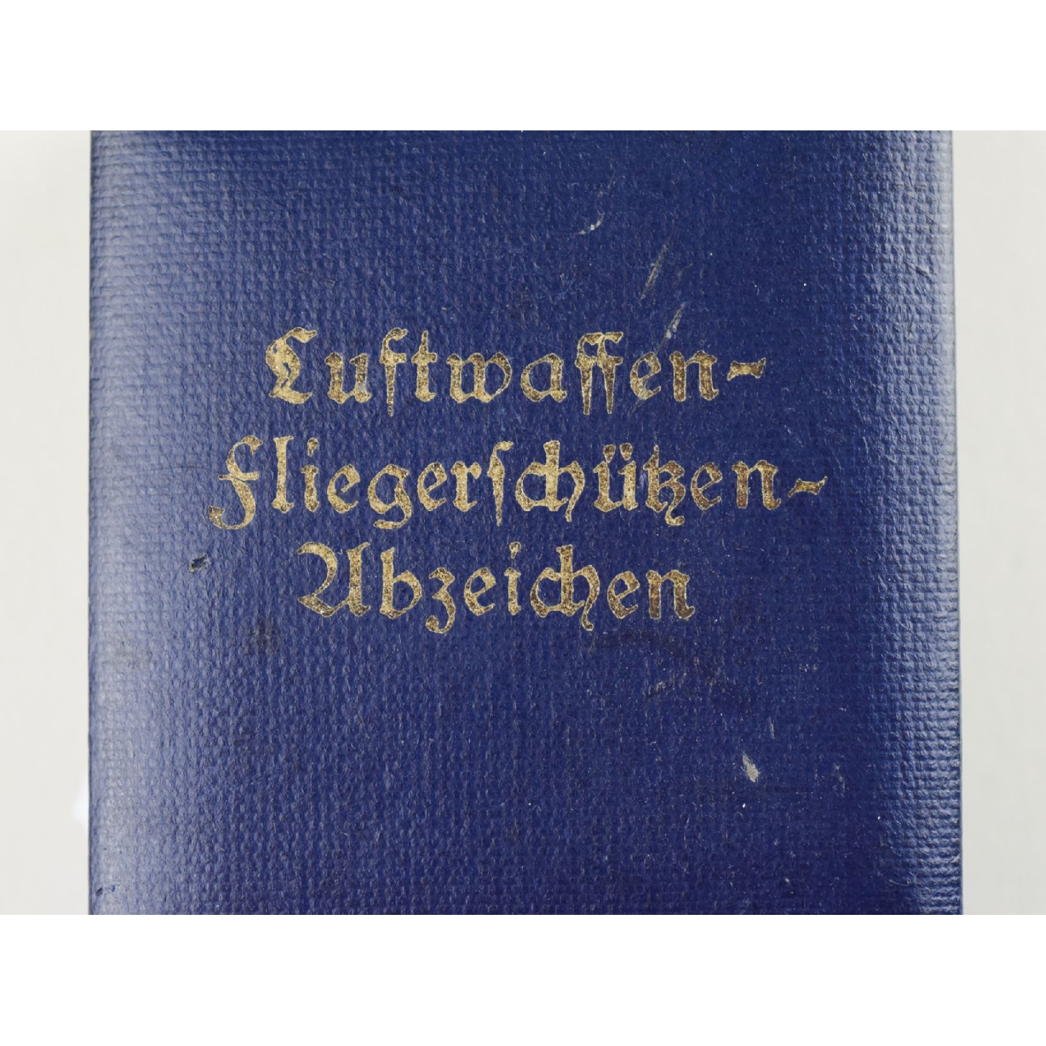 Etui für ein Fliegerschützenabzeichen der Luftwaffe