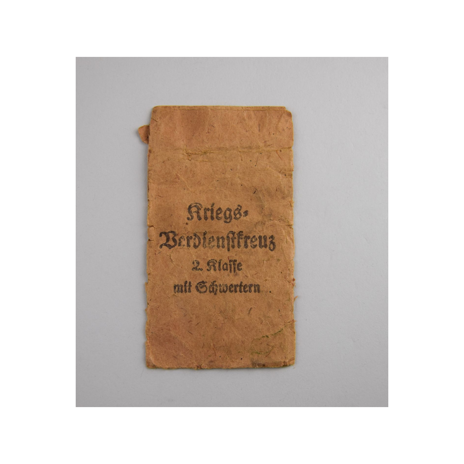 Verleihungstüte zum Kriegsverdienstkreuz 2.Klasse mit Schwertern Foerster & Barth, Pforzheim