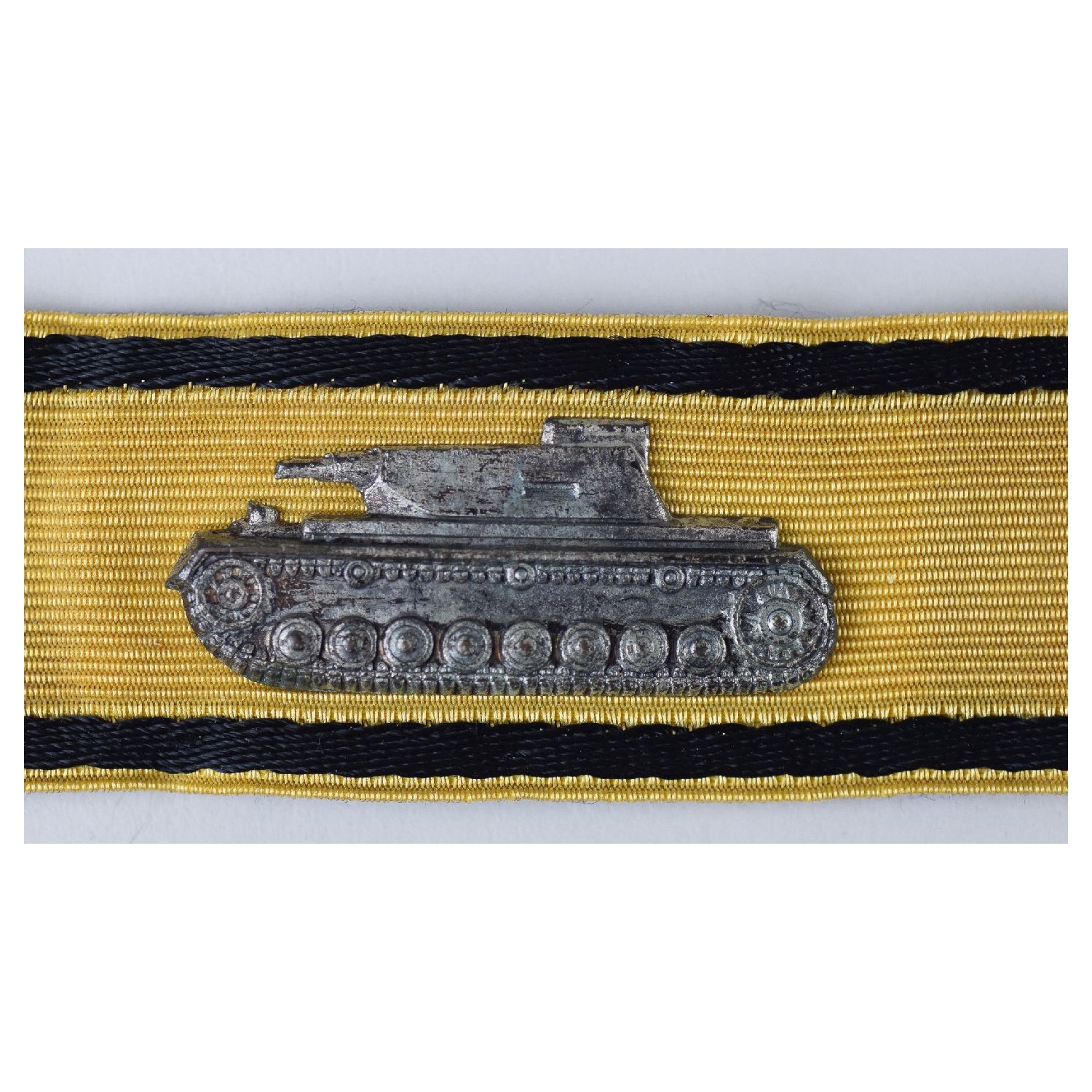 Goldenes Sonderabzeichen für das Niederkämpfen von Panzerkampfwagen