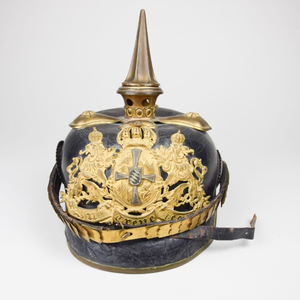 Pickelhaube für Offiziere der Bayerischen Infanterie