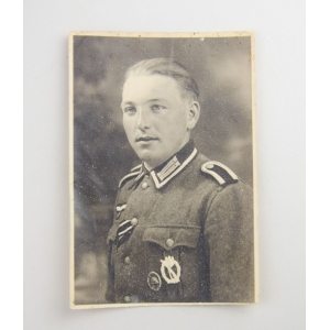 2.Weltkrieg Portrait Wehrmachtssoldat mit ISA und vwa in schwarz