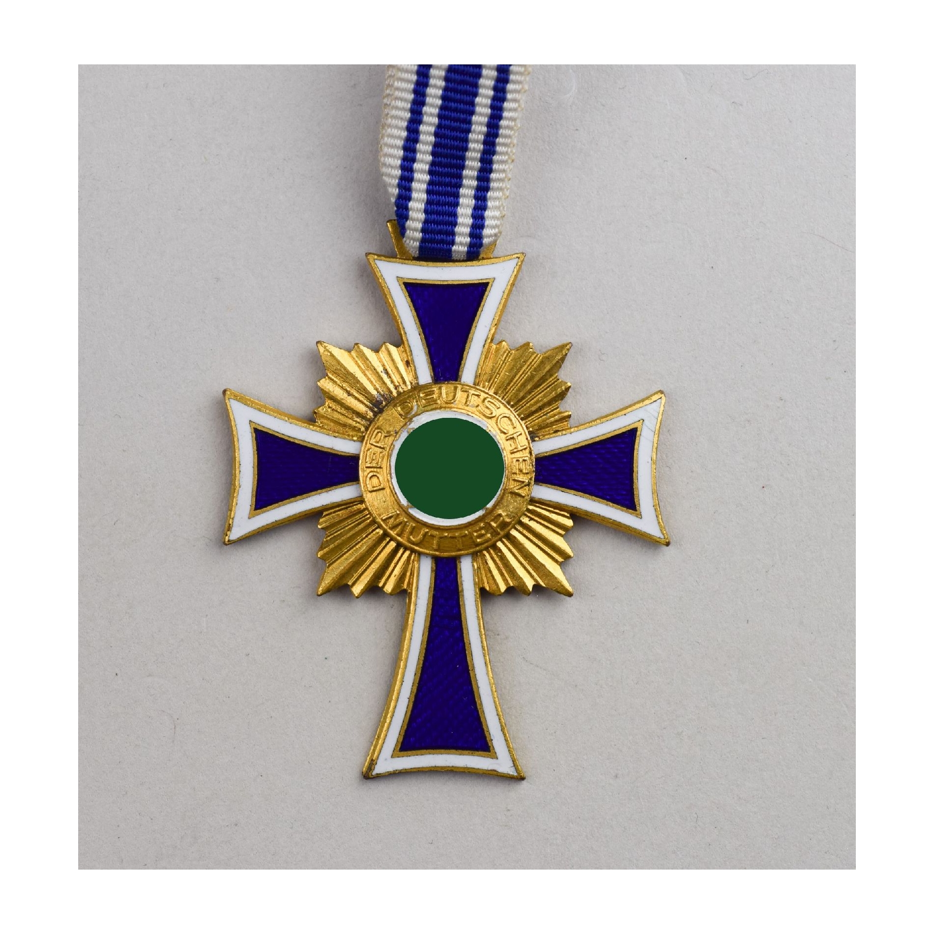 Ehrenkreuz Der Deutschen Mutter Mutterkreuz In Gold