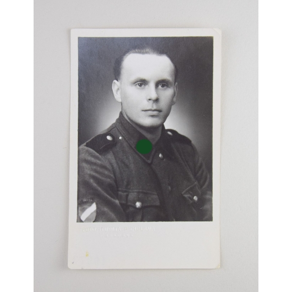 Portrait Foto eines freiwilligen Litauischen in der Waffen-SS