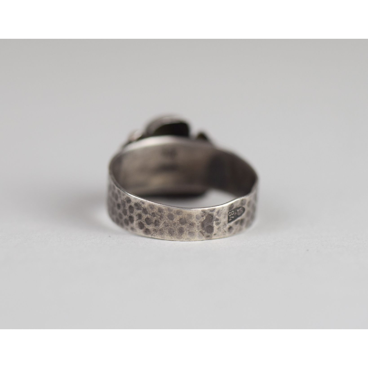 1.Weltkrieg Ring Fingerring mit Aufschrift "Memento Mori"