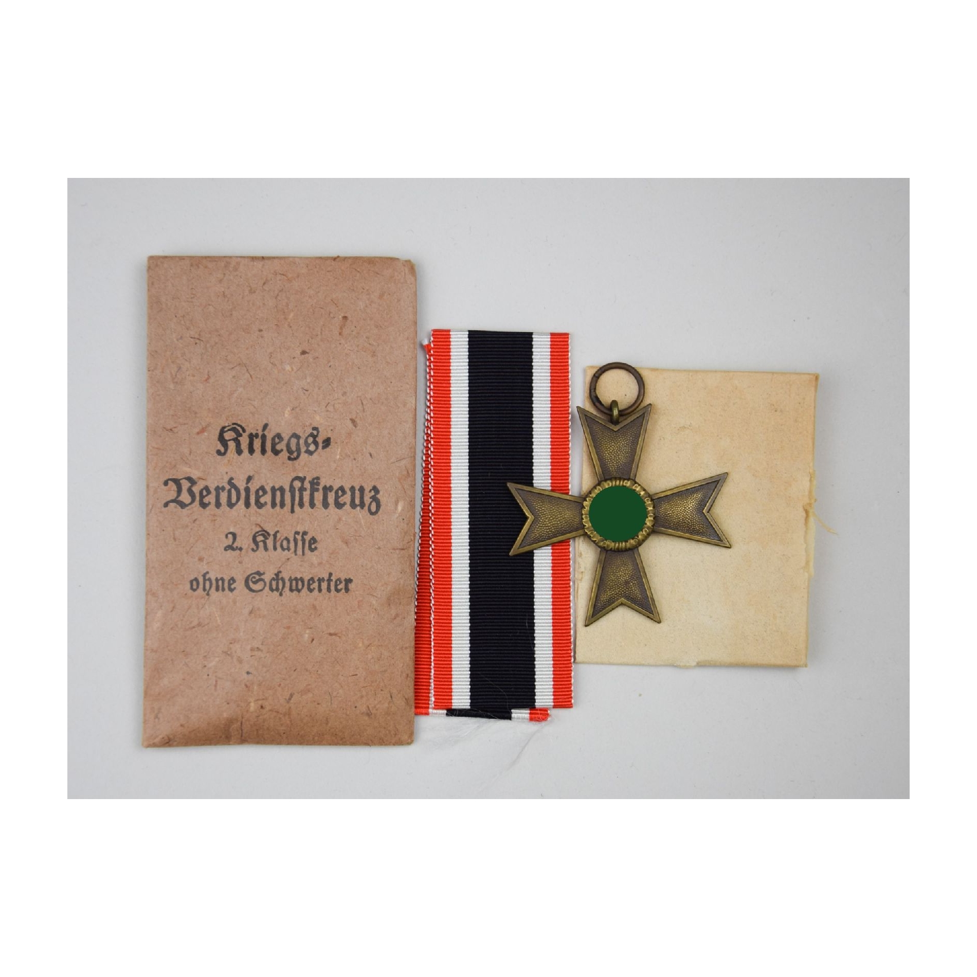 Kriegsverdienstkreuz 2.Klasse Ohne Schwerter Herst. Deschler In Tüte Mit Wickelpapier, Zustand 1